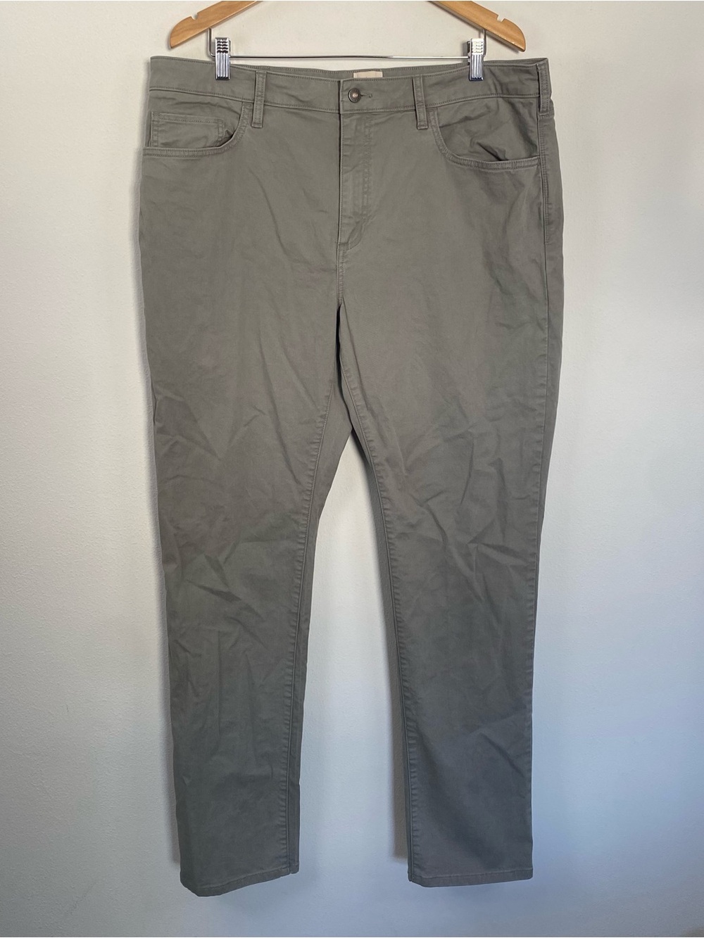 Flint and Tinder Athletic Taperer Fit Gray Jeans Mens 38x34
